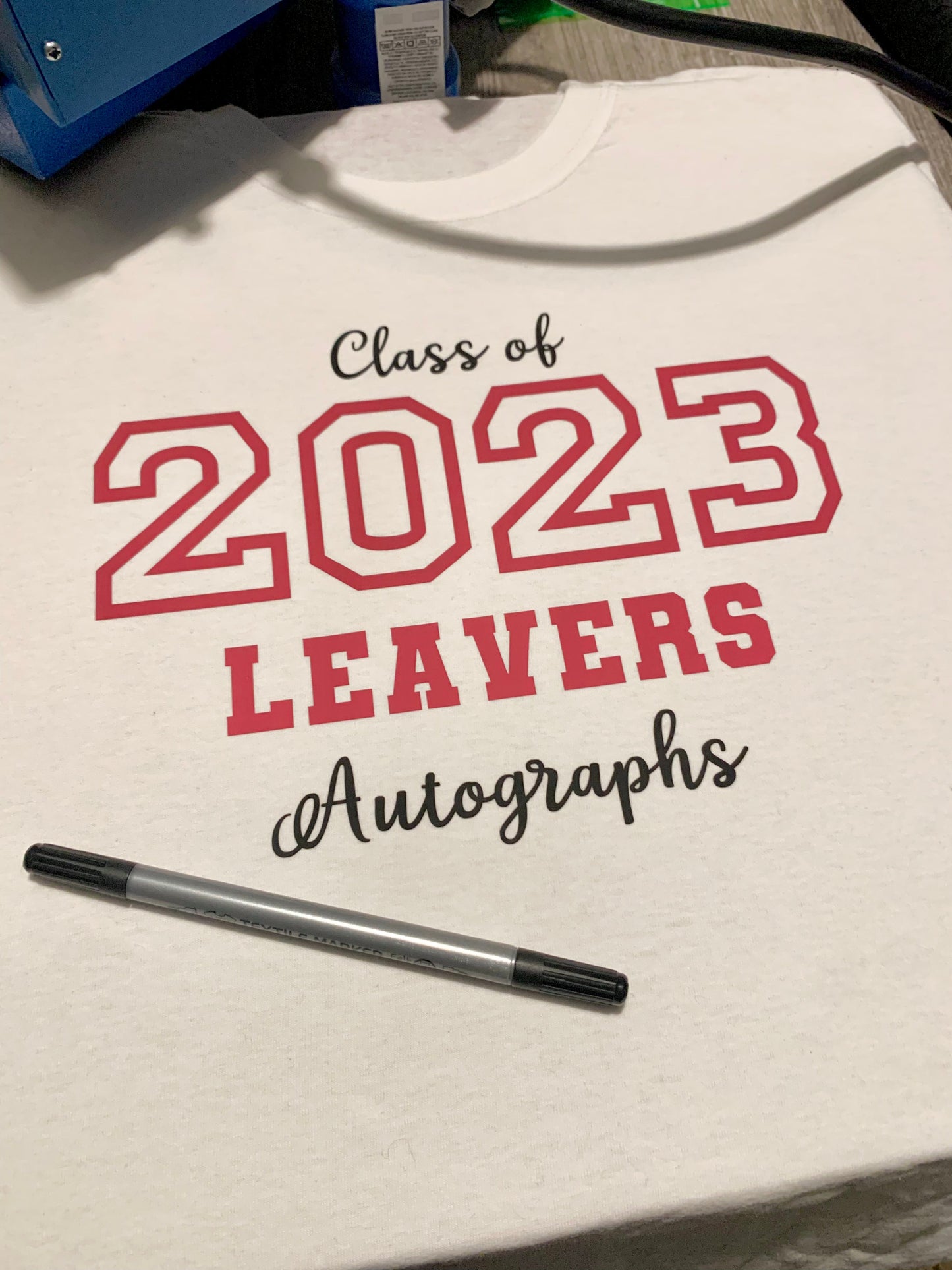 Class of 2025 Glitter Leavers Autograph T-shirt and Pen